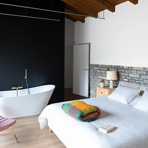 Homestay Kh Suites, Breakfast & Laundry Lb0530, Lezama (Biscay)
